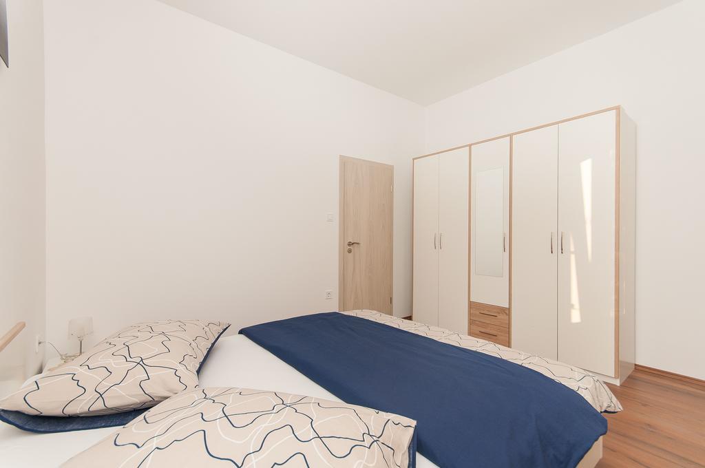 אומיס Tanja Apartment מראה חיצוני תמונה